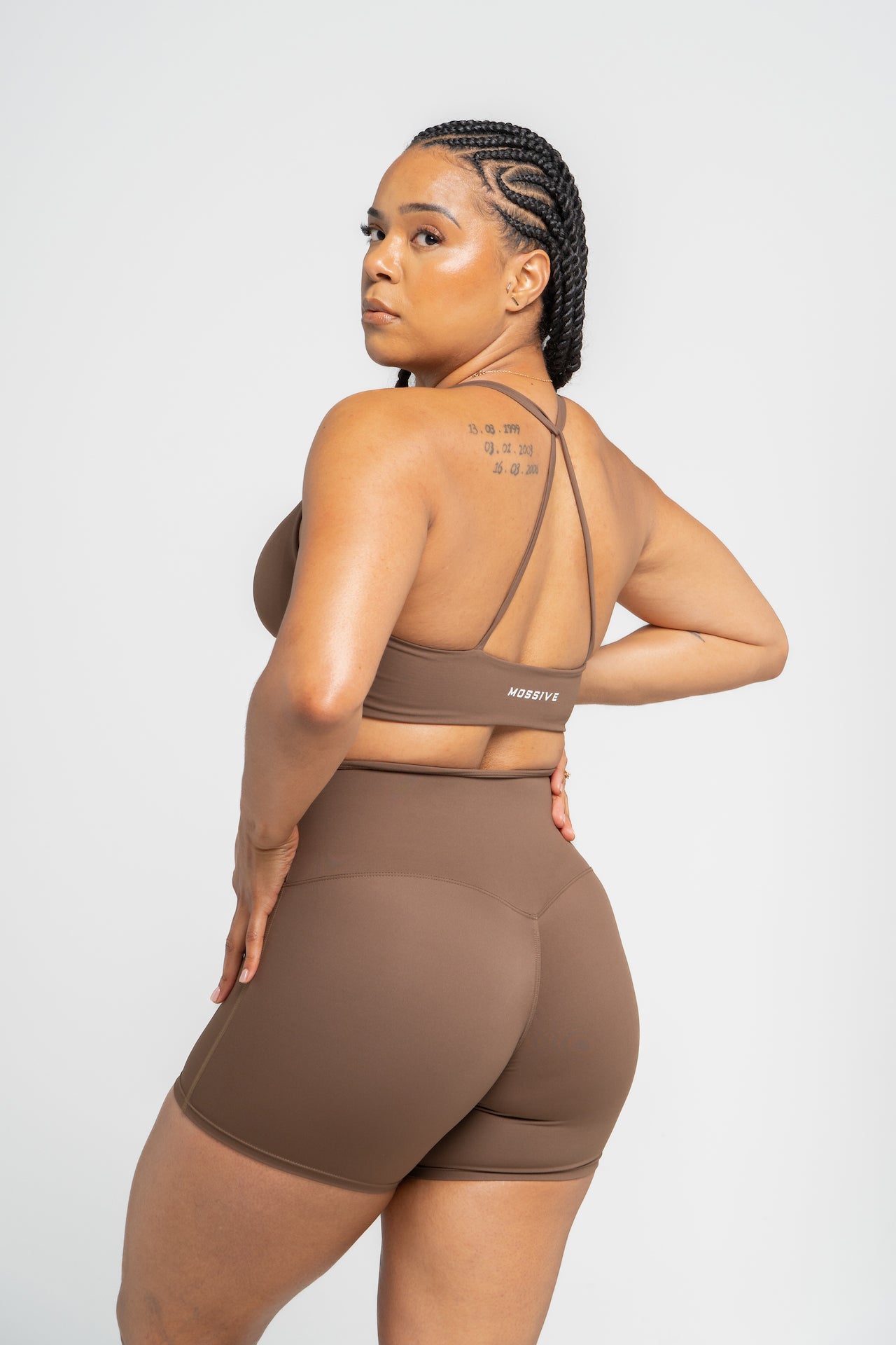 Mossive Twist Front Fitness Top and Shorts Set, Brown